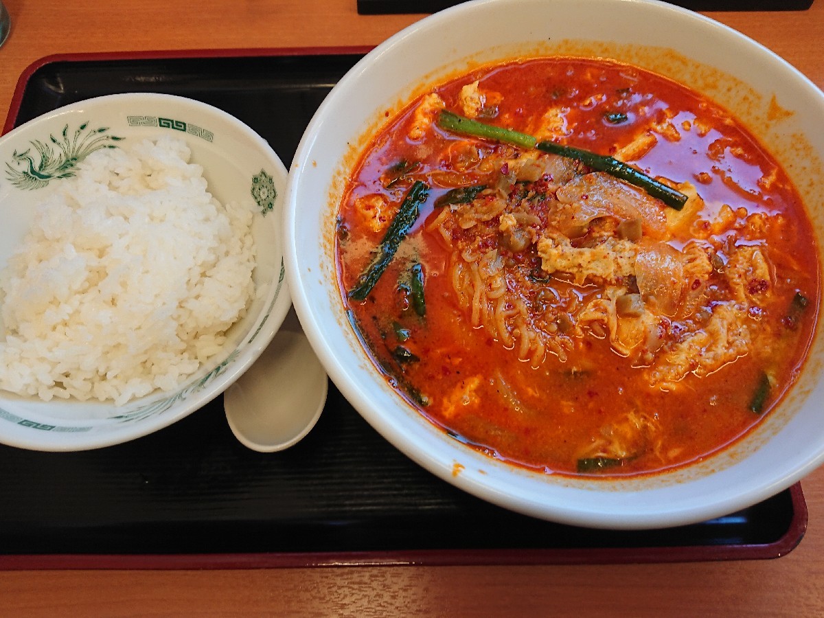4/9 大宮担々麺¥640 + 半ライス¥110 @日高屋_b0042308_17101934.jpg