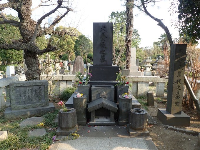 花見in青山霊園ついでに墓マイラー、ちょっと歴史資料、万葉集まがい、浜辺黒人について2019/4/3-8twitterまとめ_b0116271_19485431.jpg