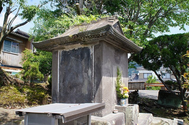 花見in青山霊園ついでに墓マイラー、ちょっと歴史資料、万葉集まがい、浜辺黒人について2019/4/3-8twitterまとめ_b0116271_19511361.jpg