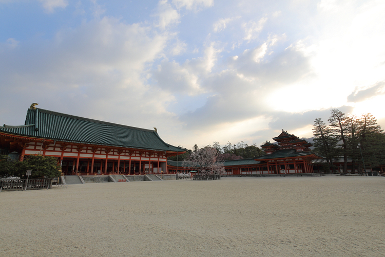 桜の京都2019 －平安神宮 桜の神苑早朝特別参拝（前編）－_b0169330_21563192.jpg