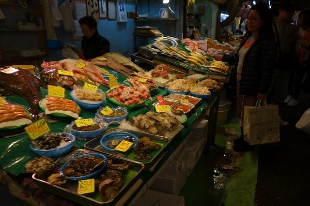 大阪鶴橋市場（Tsuruhashi market, Osaka City）1_a0087341_07143095.jpg