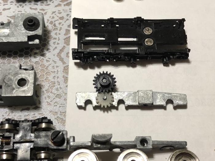 エンドウ 旧型電機 EF57動力ユニット : 信右衛門（ノブえもん