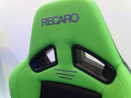 販売終了品もあり！！　ＲＥＣＡＲＯ　大特価品のご案内～！！_c0079816_15444099.jpg