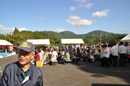 大山荘の里山収穫祭に参加_d0053832_12263154.jpg