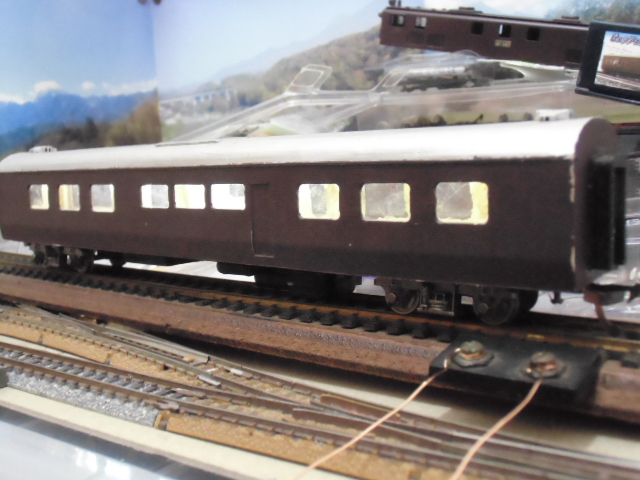 16番ペーパー車輌 オシ16電飾、大容量コンデンサ搭載 : 新湘南電
