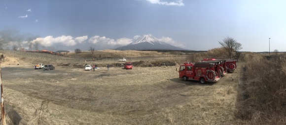 e0376691_01021530.jpeg