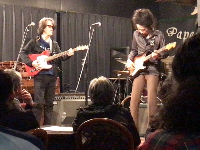 e0246711_03314516.jpg