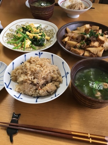 花冷えウィークランチ_f0082056_21074468.jpg