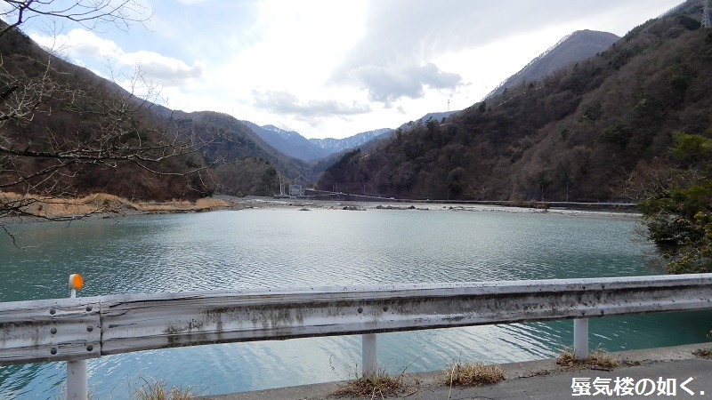 ｺﾐｯｸ「ゆるキャン△」舞台探訪004　志摩リン 早川町の静かの湖、雨畑へ　第7巻第38話_e0304702_04362487.jpg