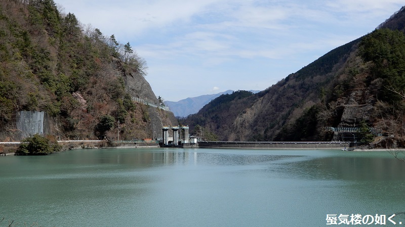 ｺﾐｯｸ「ゆるキャン△」舞台探訪004　志摩リン 早川町の静かの湖、雨畑へ　第7巻第38話_e0304702_07364734.jpg