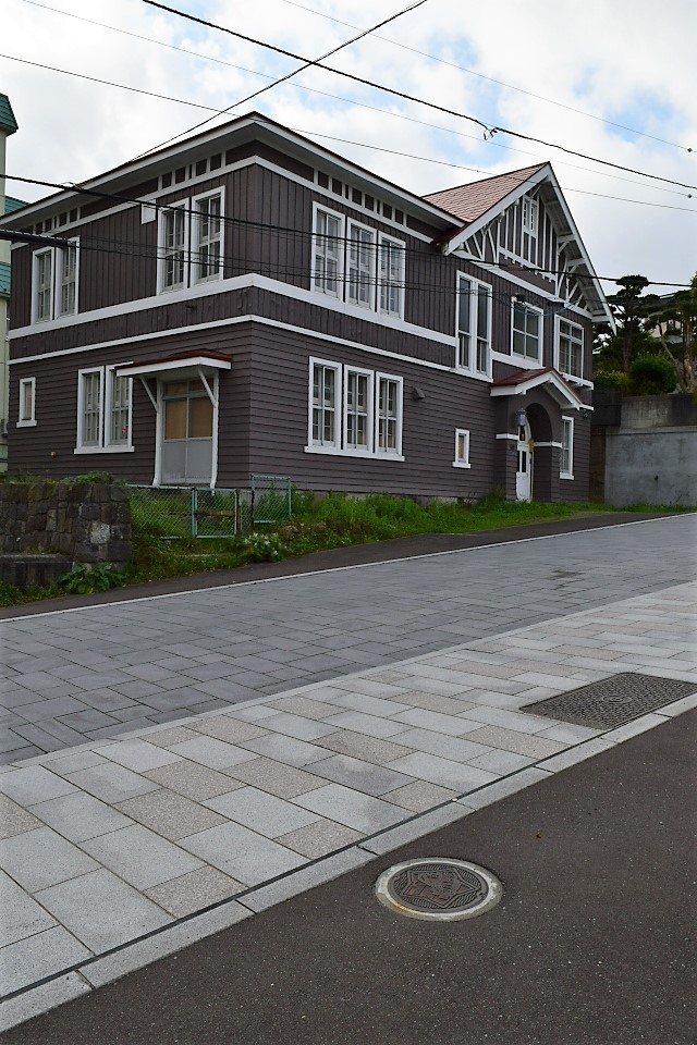peeps hakodateに建築家・関根要太郎の作品と経歴が紹介されました_f0142606_08321086.jpg