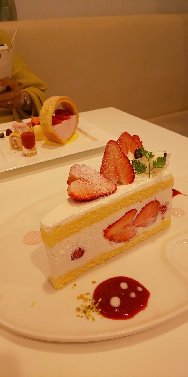 タカノフルーツパーラーで苺づくし ル リオンでランチ 福岡主婦の旅 食 生活 タカノフルーツパーラーで苺づくし ル リオンでランチ 福岡主婦の旅 食 生活