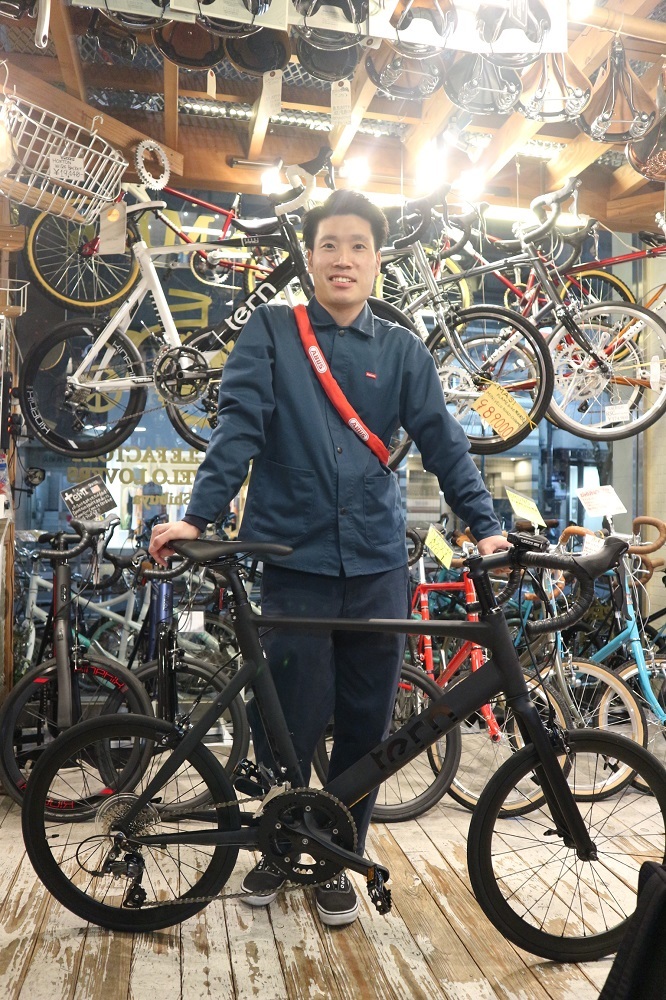 4月13日 渋谷 原宿 の自転車屋 FLAME bike前です_e0188759_13162658.jpg