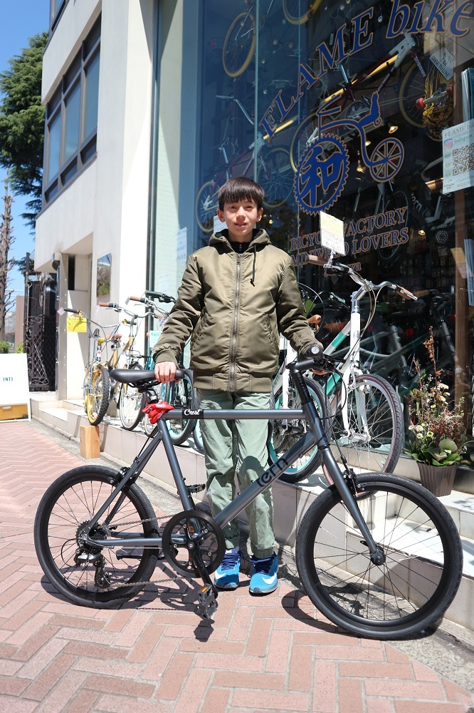 4月13日　渋谷　原宿　の自転車屋　FLAME bike前です_e0188759_13164105.jpg