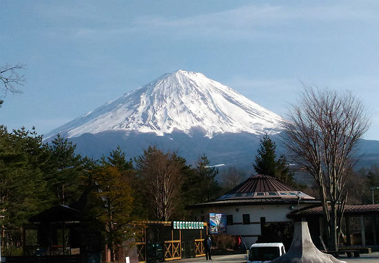 富士山・青木ヶ原樹海と洞窟探検その1_d0039443_22235567.jpg