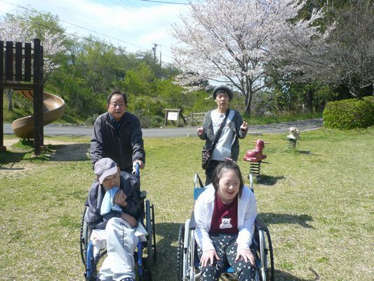 4/12　天啓公園_a0154110_08493593.jpg