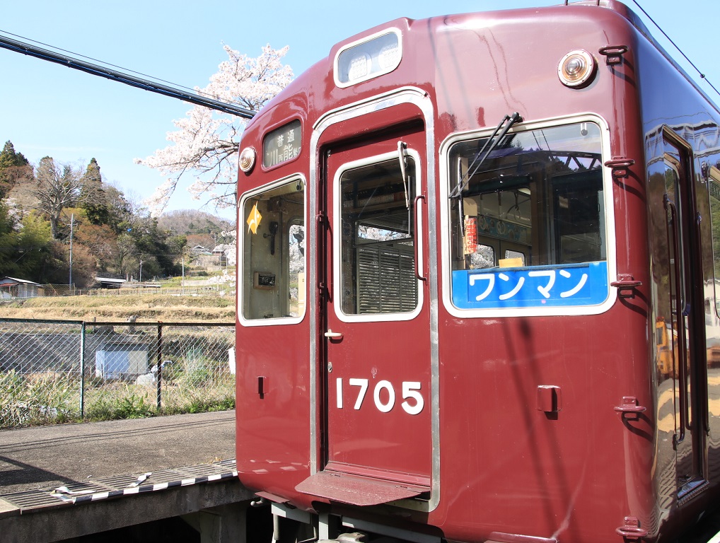 能勢１７０５F　妙見口駅にて。_d0202264_3491291.jpg