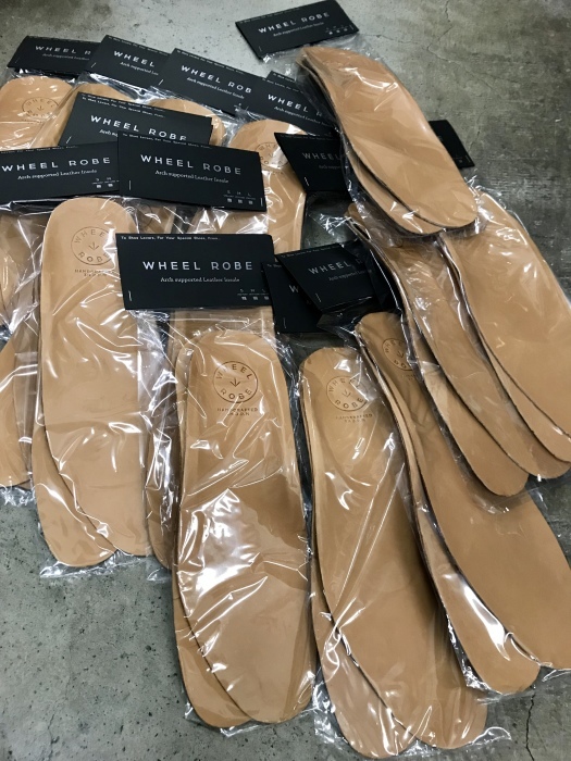 LEATHER IN SOLE ★ WHEEL ROBE_d0152280_20532843.jpeg