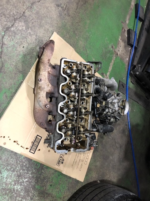 1983 M.BENZ 200T  ／　ヘッドガスケット・・・・・・・！_b0195093_14421961.jpg