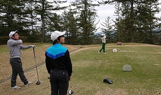 第29回 梶岡建設ジュニアゴルフ月例競技会_f0151251_08234225.jpg