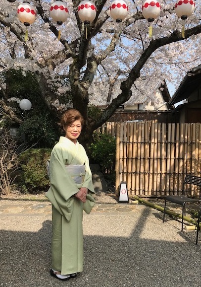 北野をどり・桜の下で・ティーカップ御召コーディネイト。_f0181251_11183599.jpg