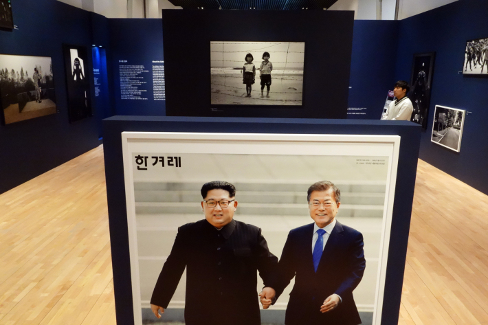 大韓民国歴史博物館 写真展 Hello! Democracy / 안녕! 민주주의 大田・ソウルの旅(7)_f0117059_22223804.jpg