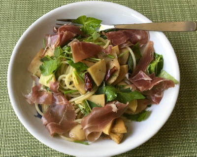 筍と生ハムと三つ葉のペペロンチーノ やせっぽちソプラノのキッチン２