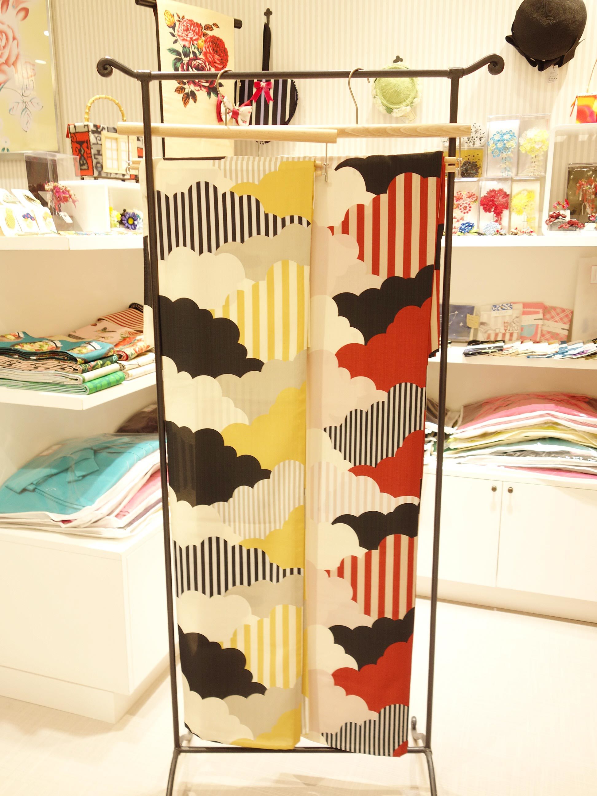 浴衣＊大入荷しました♪_e0167832_15563231.jpg