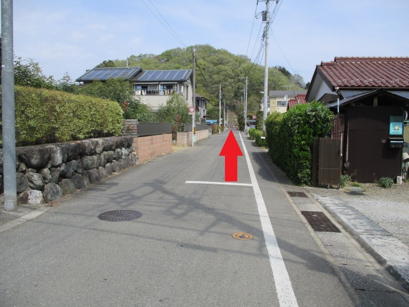 バス停から日の出さくらまでの道のり_d0371544_15111924.jpg