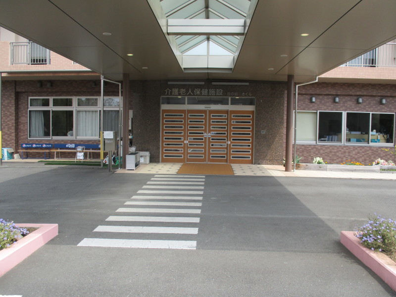 バス停から日の出さくらまでの道のり_d0371544_15254254.jpg