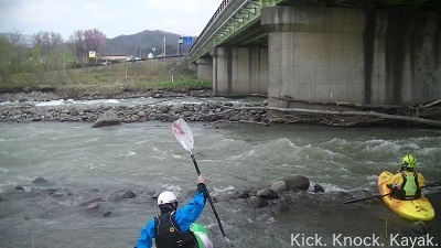 鵡川ソロ・ニニウ調査・沙流川・豊平川・二段ウェーブ・シーソラプチ川・石狩川愛別区間・音更川・三笠ホール_f0164003_01245531.jpg