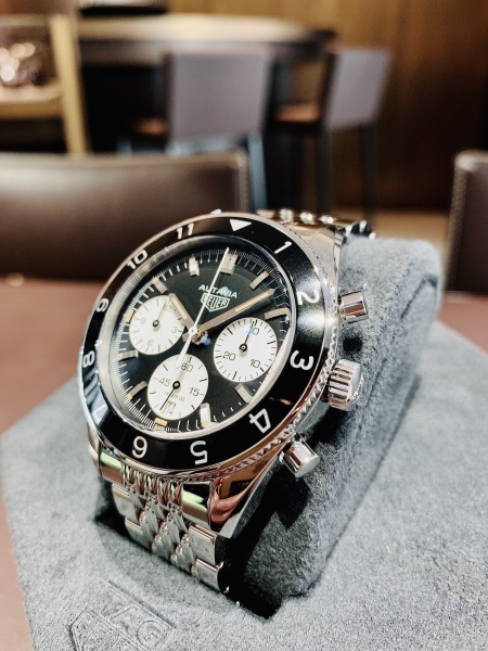 【希少】【当時モノ】【タグホイヤー】 冬季オリンピック フランス代表 アウタ タグ・ホイヤー オータヴィア : 熊本 時計の大橋 オフィシャルブログ