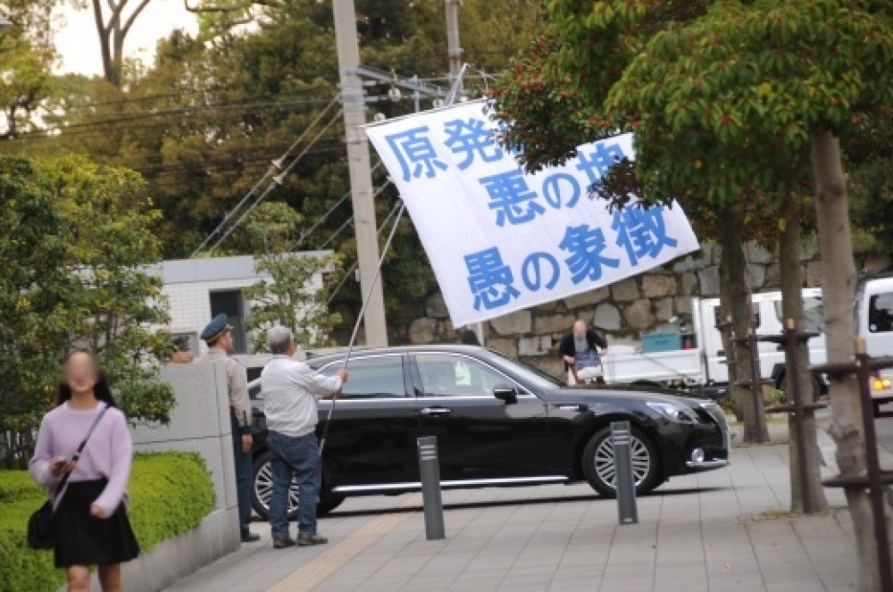 b0242956_18413481.jpeg