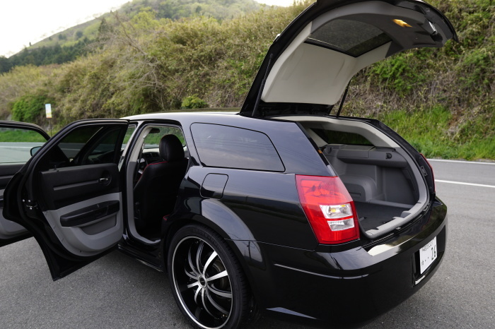 FOR SALE!! 2008 DODGE MAGNUM_c0250233_22054499.jpg