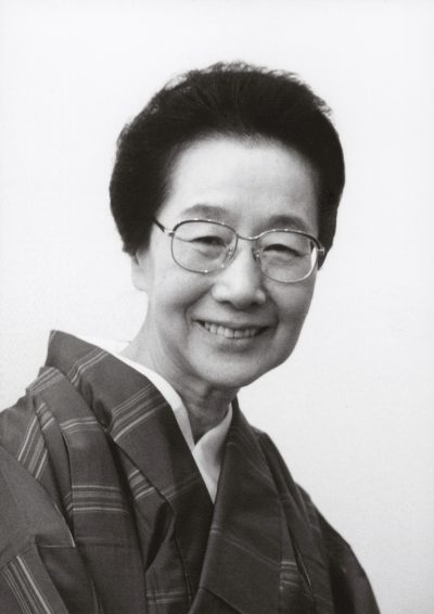 岩谷時子（1916～2013）_f0368298_23383341.jpg