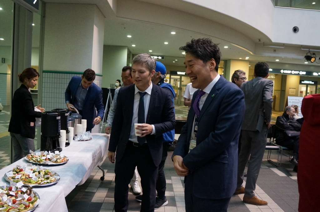 文京シビックセンターで出会ったのはベルリンからのTAPE THAT 4/11_c0180686_15432501.jpg