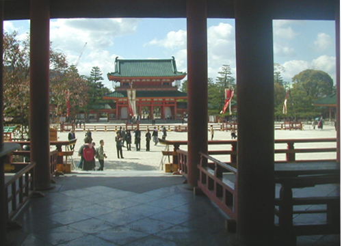●神社の造形―平安神宮例祭_d0053294_23504788.jpg