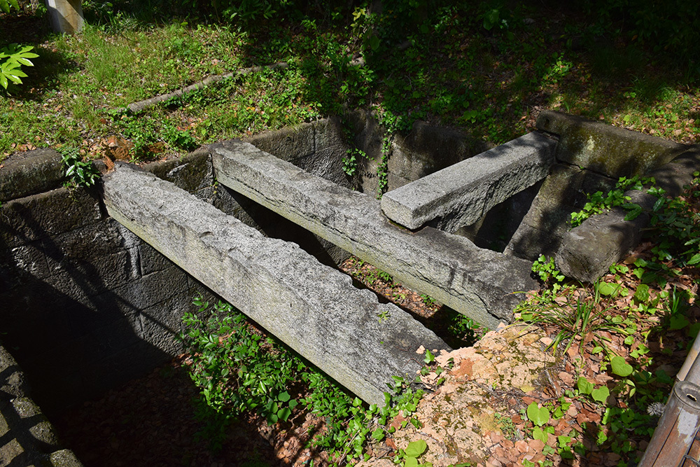漆黒の烏城、備前岡山城を歩く。 その3「本丸中の段」_e0158128_19135334.jpg
