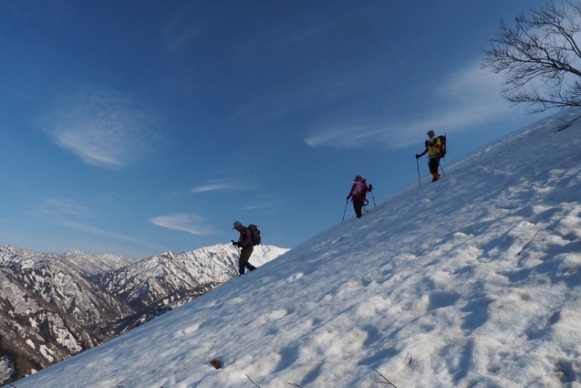 2019/4/20 西俣ノ峰から頼母木山_b0189948_23113712.jpg