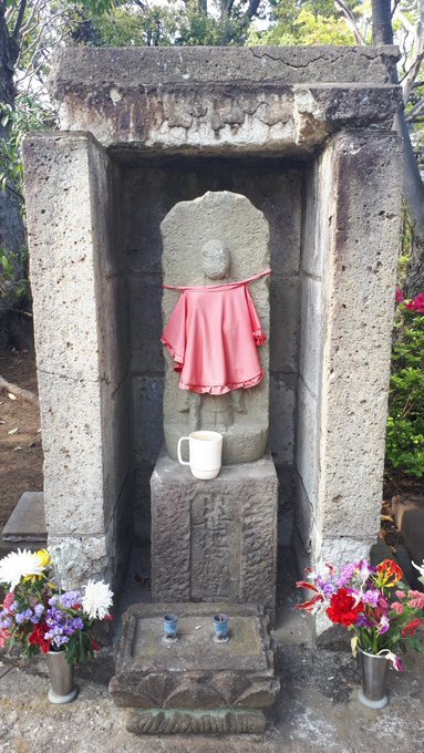 文京区白山石仏・花探訪、霊柩車を見たら親指、幕末維新津田梅子、吉原三投込寺、ノートルダム炎上、江戸城馬場先門、安宅丸、二百三高地、眩暈鎮静化傾向twitter収束方向:2019/4/16-4/22_b0116271_13462892.jpg