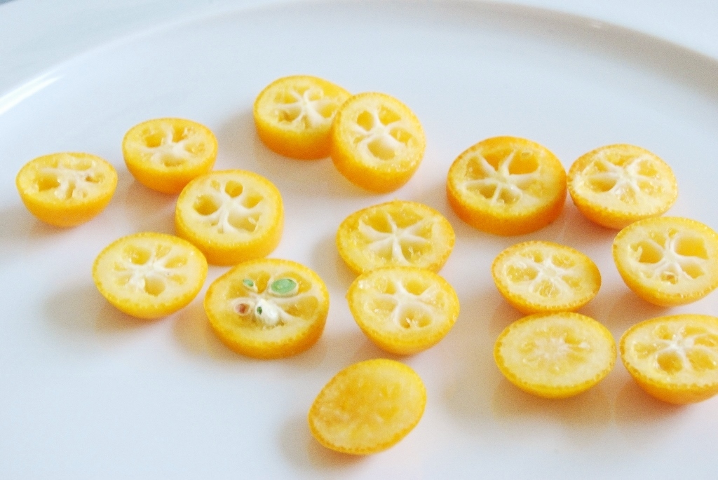キンカンの食べ方 ドラえもん 料理研究家 島本 薫の日常 キンカンの食べ方 ドラえもん 料理研究家 島本 薫の日常