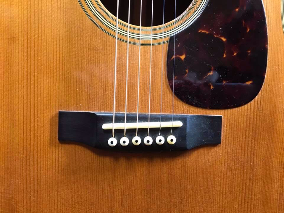 1977 Martin D-28 永らく世話になった、さいなら。。。_a0334793_13562407.jpg