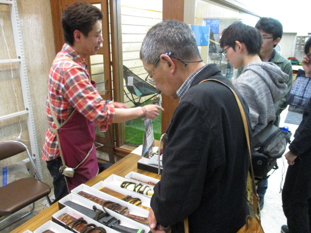ナイフ・鉈の展示即売会を開催します！_d0198793_16393116.jpg