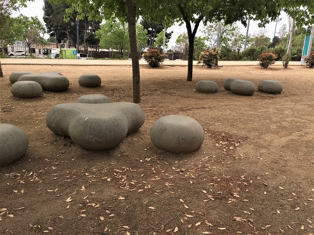 セルバンテス公園から続く遊歩道_b0064411_01271750.jpg