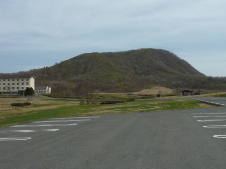 大山、烏ヶ山の眺望と山野草を楽しむ 『春の奥大山ハイク』_c0218841_12022917.jpg