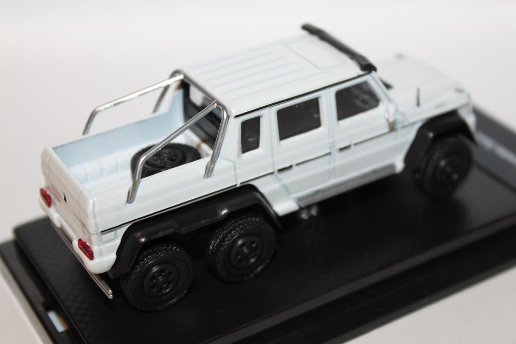 1/64 Kyosho OEM Mercedes-Benz G63 6X6 AMG #2_b0285587_05520736.jpg