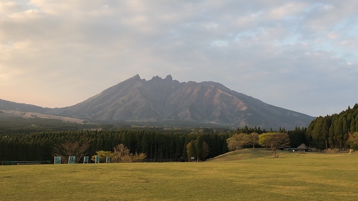 高原の家ノア（阿蘇郡南阿蘇村）_f0364707_10393139.jpg