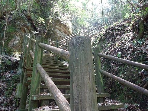 福岡浮羽町 長岩城跡 空見て思う