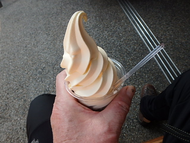 f0334143_2240326.jpg
