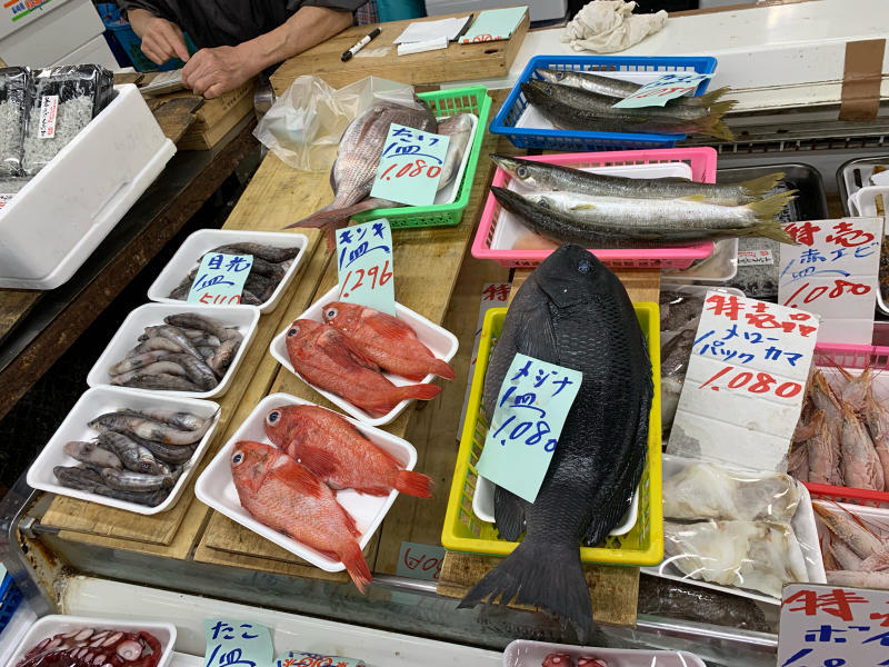 大東京綜合卸売センターで名物ねぎとろ丼_a0359239_11412819.jpg